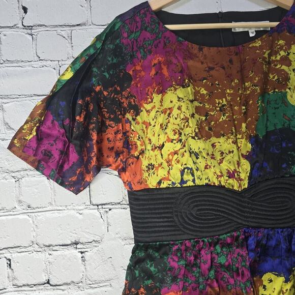 Trina Turk 100% Silk Shanghai Rainbow Thick Waistline Short Sleeve Dress Size 10 - Picture 6 of 13